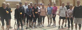 SKUMTENNIS i RTK: HVER fredag kl. 10-11.30