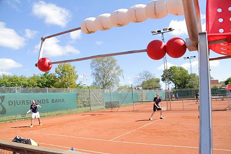 Dameaften og Wimbledon/Quiet, please - RTK