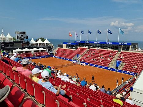 Foto: Privat – Centre Court Båstad, TennisAvisen - Uge 28: Casper Ruud vandt “ATP 250” i Båstad - RTK