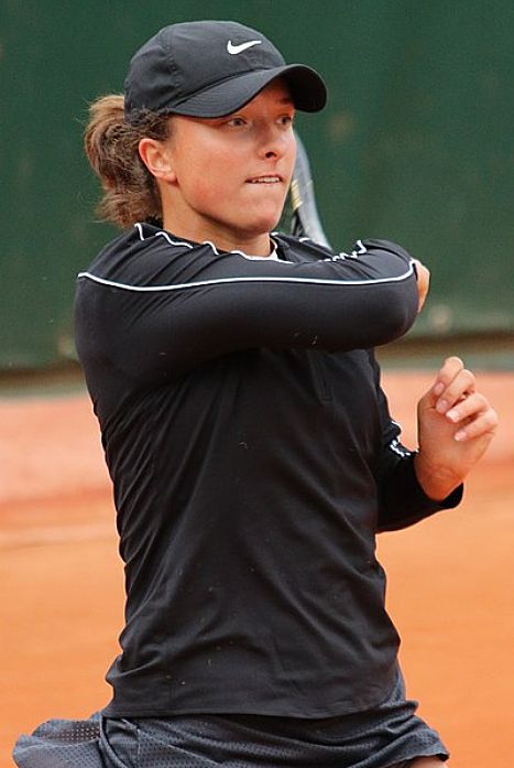 FOTO: Iga Świątek, Wikipedia - Uge 16: Iga Świątek vandt WTA i Stuttgart - RTK